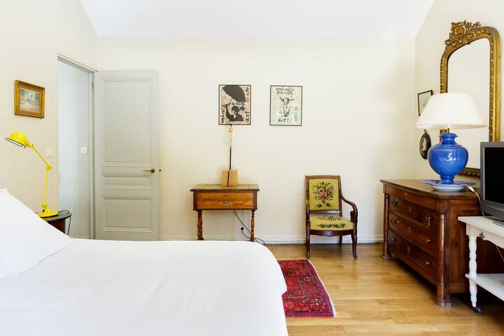 House up to 10 people/ swimming pool/10mn city gallery image 2