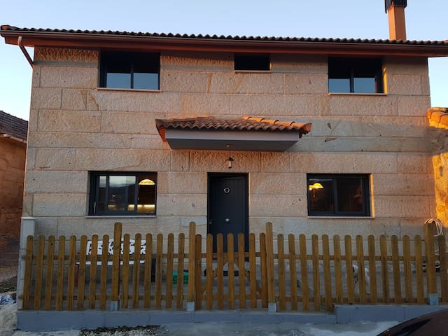 CASTOR HOUSE