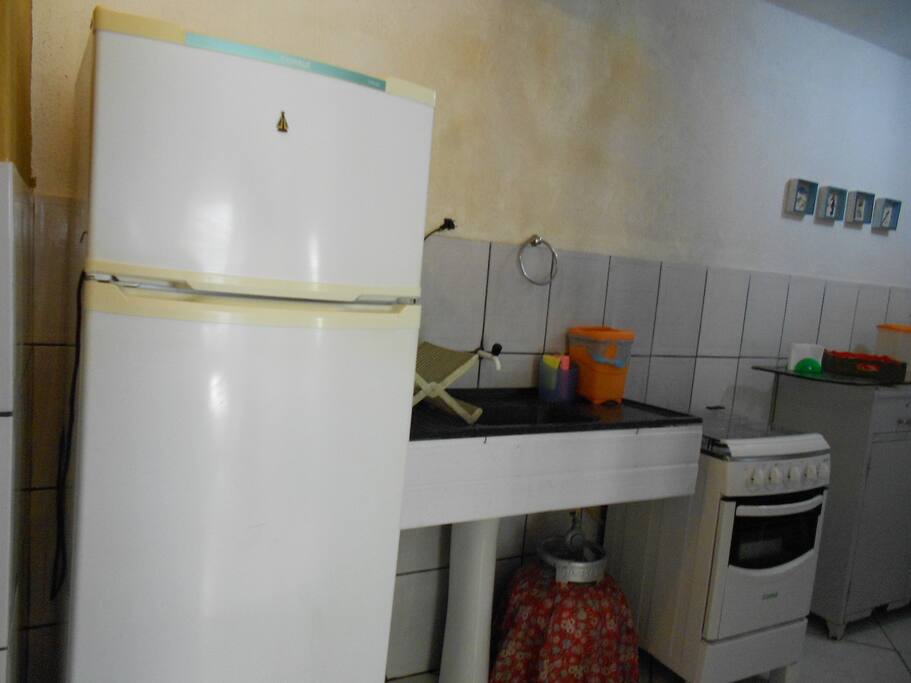 cozinha compartilhada ideal para pequenas refeiçoes!