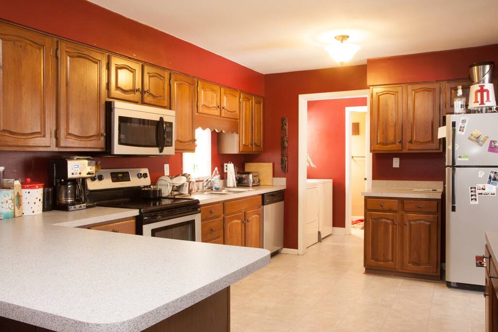 Indy Ranch Home Near BroadRipple W/ Fenced IN Yard ...