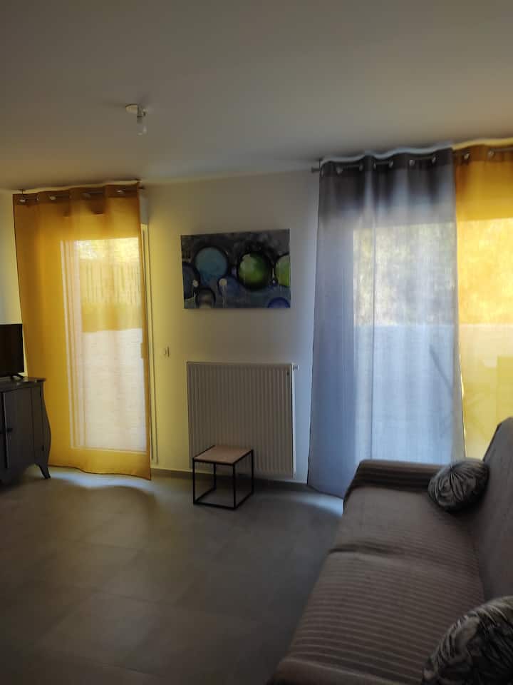 Balaruc-les-bains, Superbe Studio Neuf, Calme Et Confortable - Bouzigues