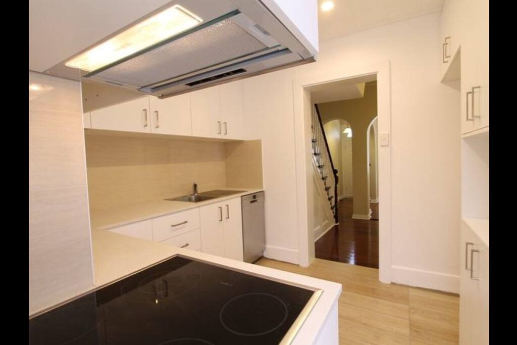 Guest kitchen
