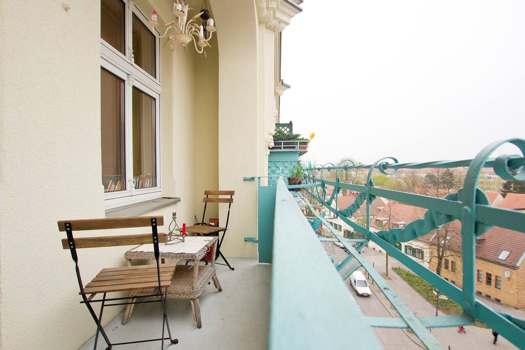 Highlight - the balcony