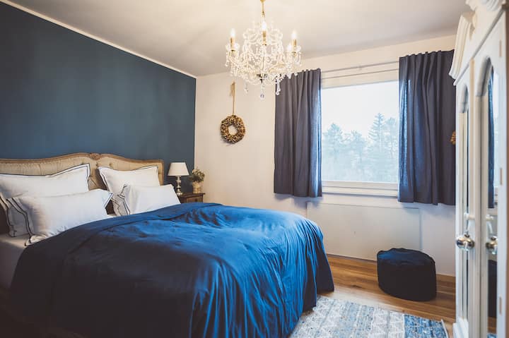 Главна спалня на 1 - ви етаж