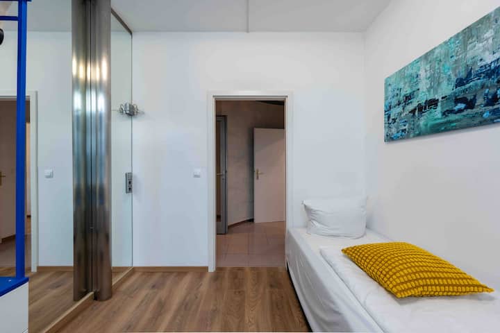 غرفة النوم 1