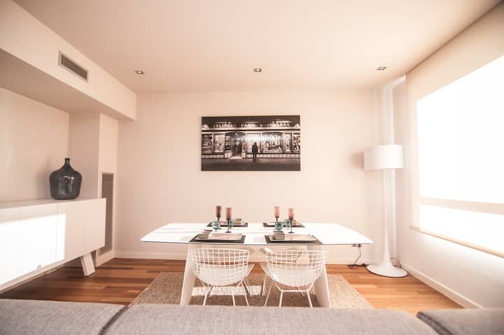 Luxury for 6 in Passeig de Gràcia.