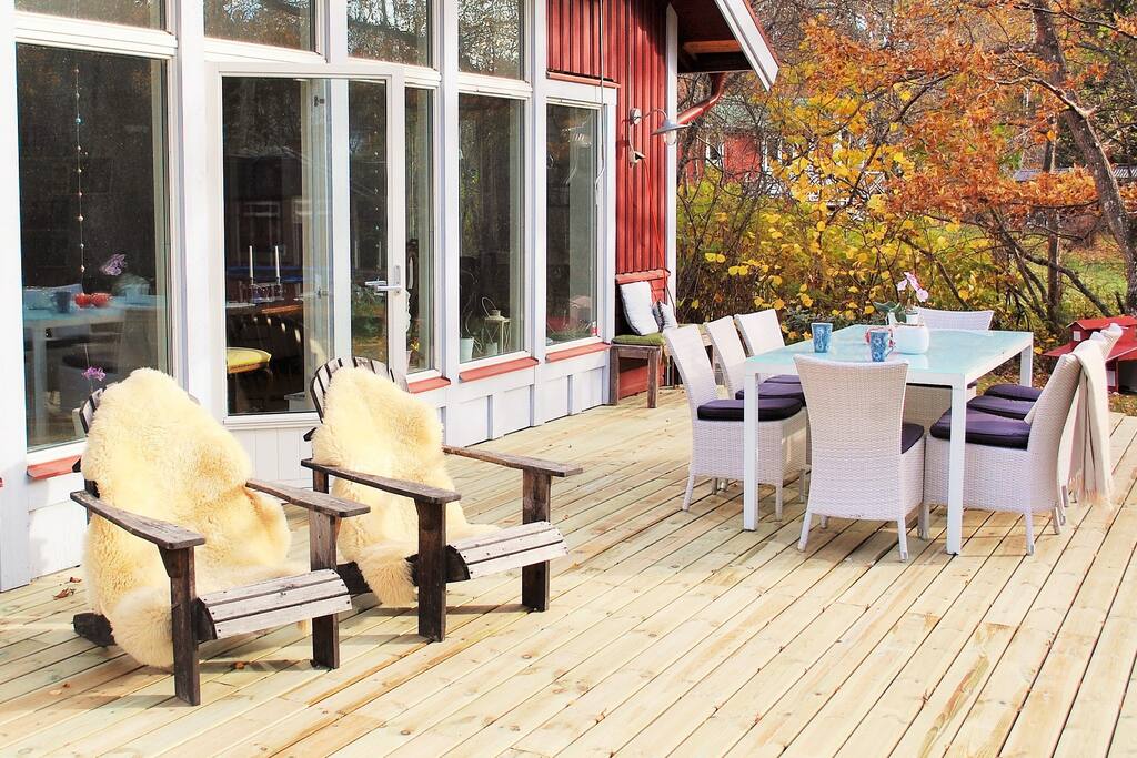 Relax or dine on sunny terass.