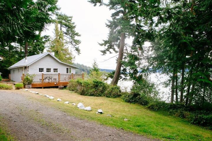 Bayside Cottage Beachfront Dream Location Cottages For Rent
