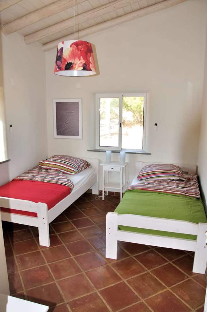 غرفة النوم 2