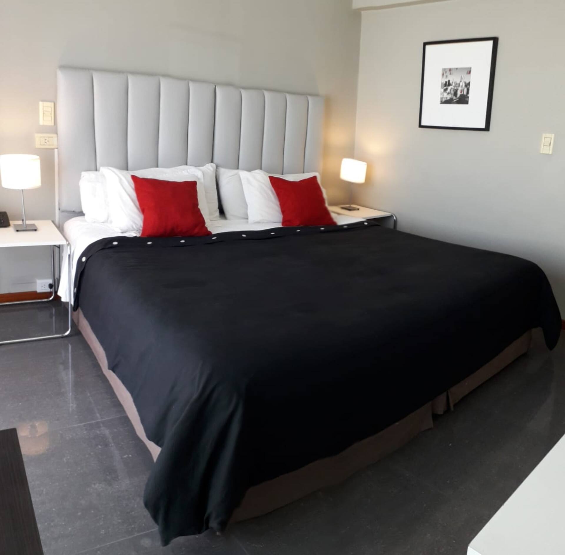 One-bedroom apartment with pool and balcony in Monserrat near Obelisco