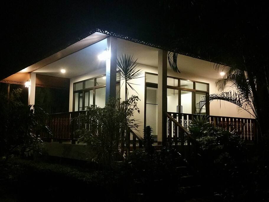 A Modern and Clean Thai Bungalow