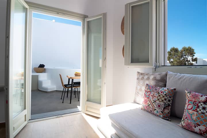 მისაღები ოთახი