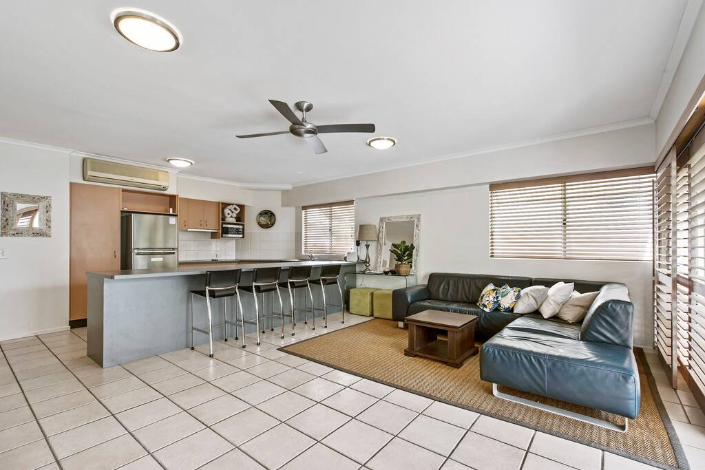 Living/kitchen