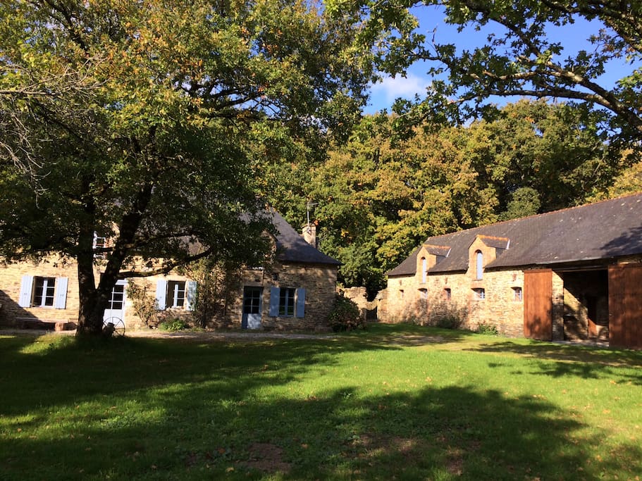 Vue de la maison et de la grange