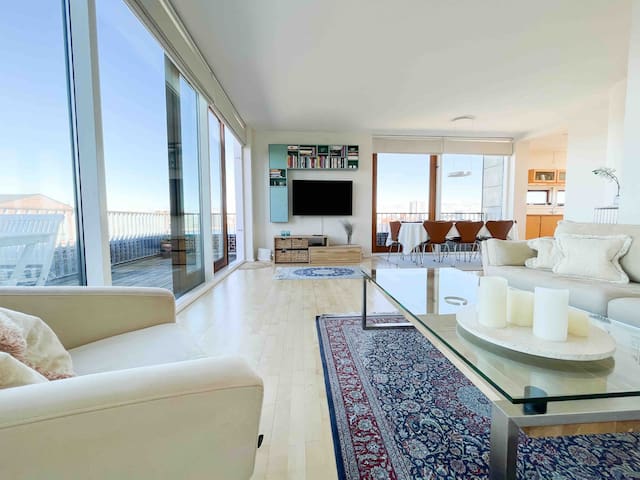 Lovely two bedroom flat with panoramic views