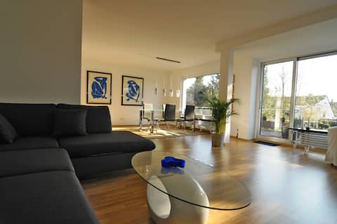 Beliebte Airbnb-Anzeige: Modern flat 75 sqm near fair ground in Stockum