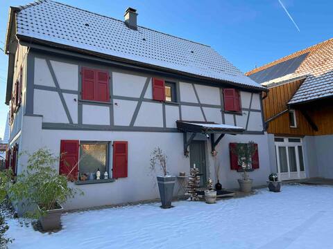 The Travel House