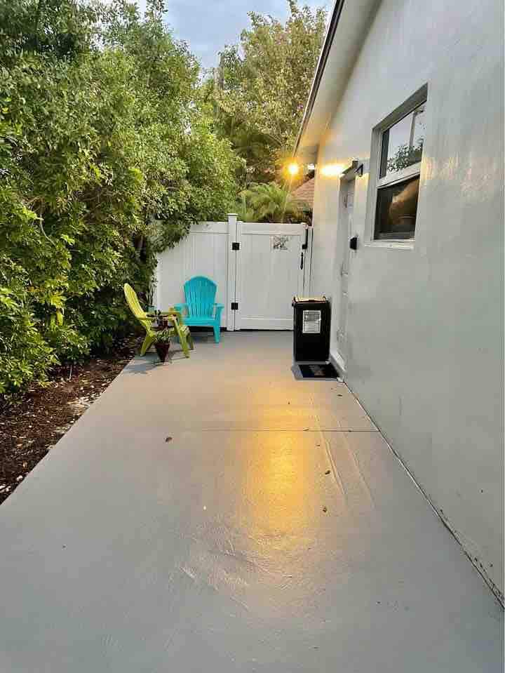 Tropical Cozy Gem In Miami | 2 Br Near The Falls - Cutler Bay, FL