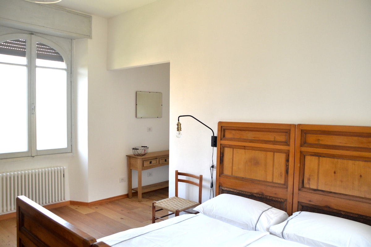 spavaća soba 2 s privatnom kupaonicom