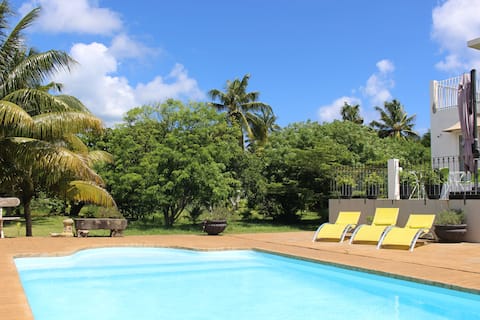 LAZY TILAPIA poolside Apartment
