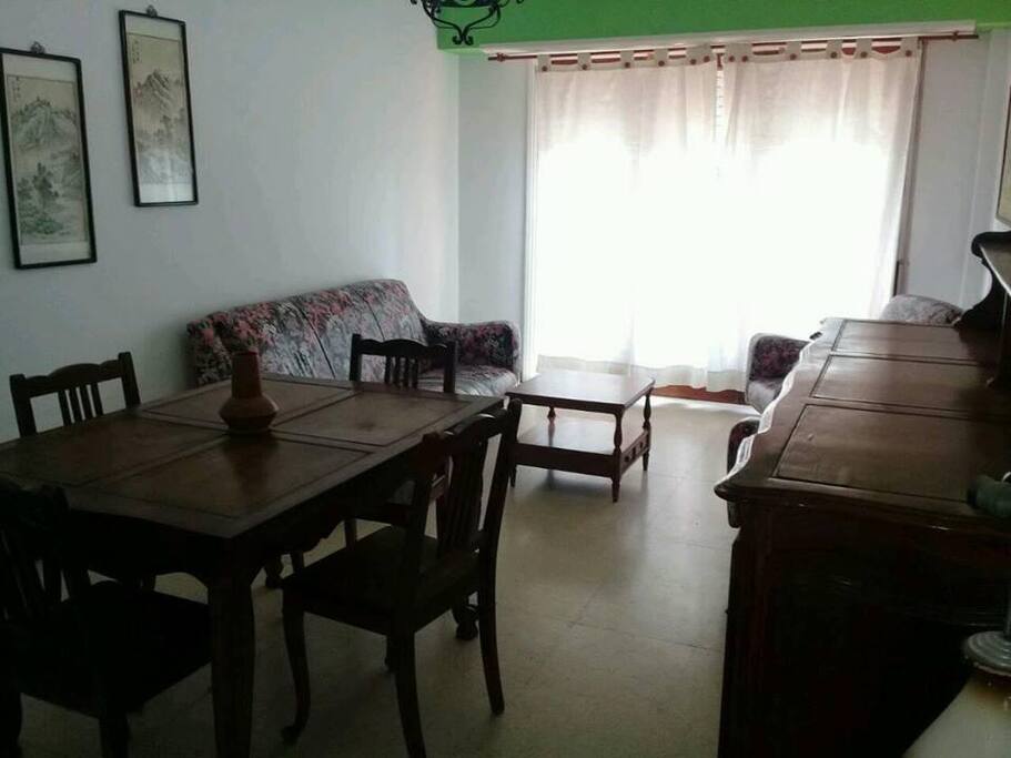 Living- comedor.