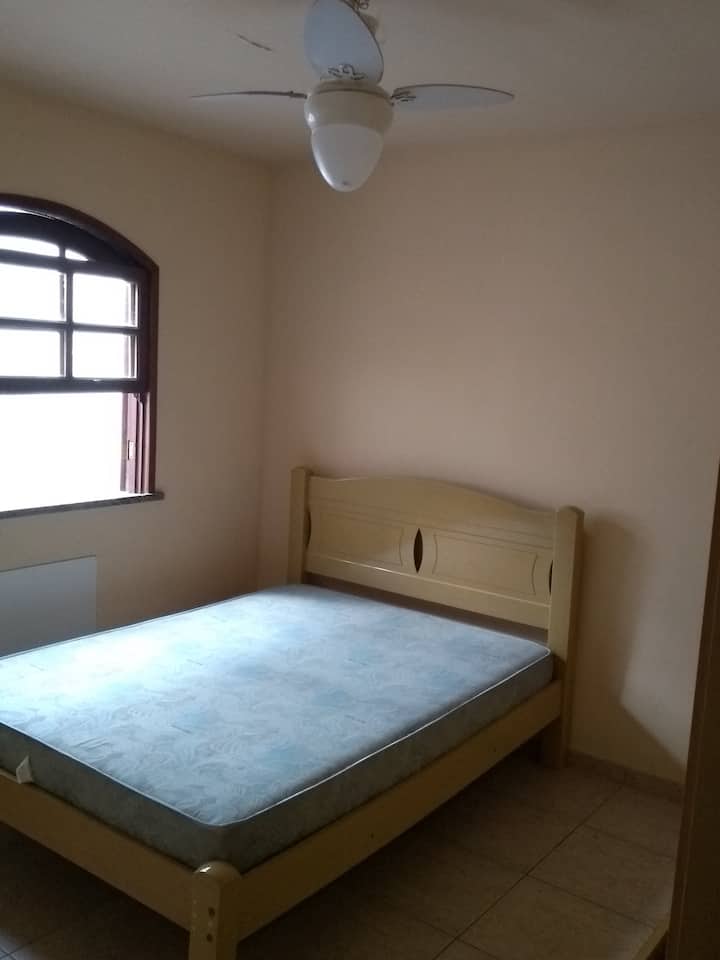 საძინებელი 4