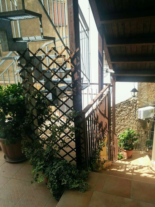 ... le scale vi portano su!!!