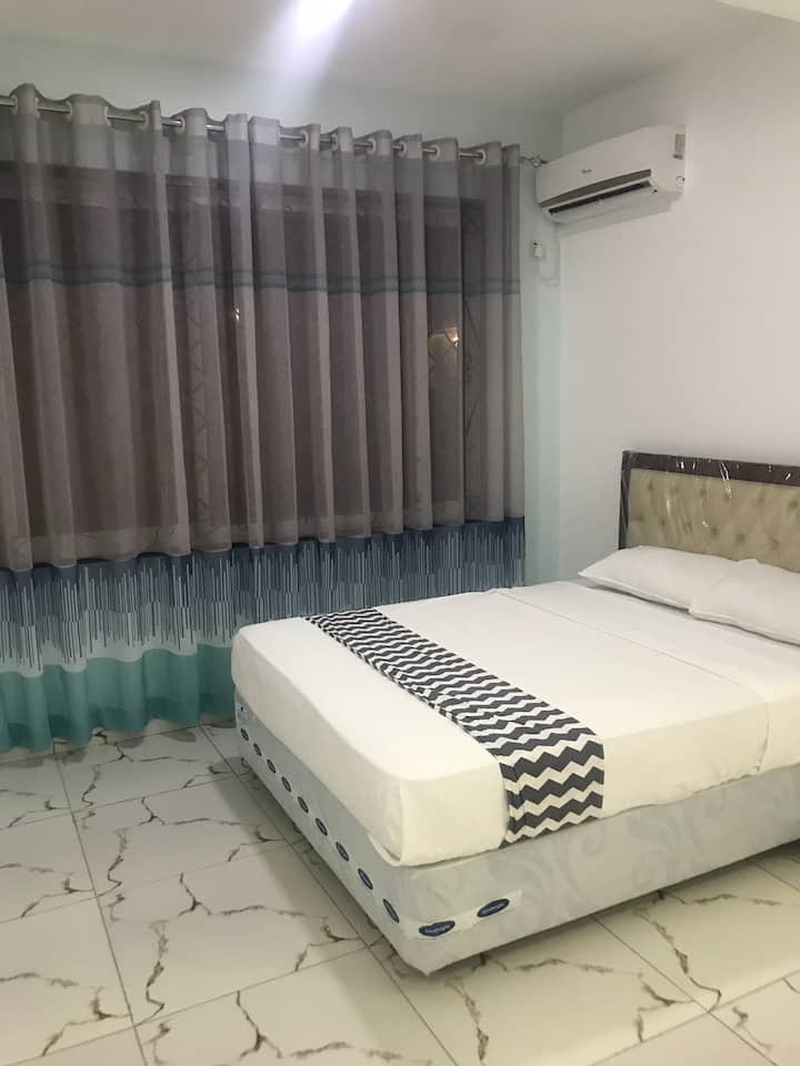 საძინებელი 4