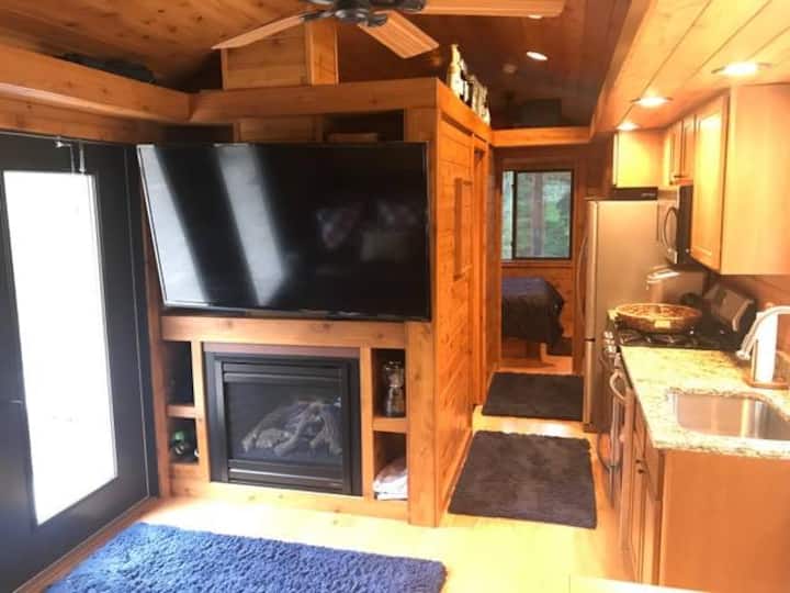 Cabin On Private Lake: Couples Get Away Or Family - Fond du Lac, WI