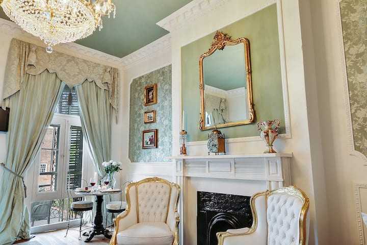 You will enjoy all the elegant details of this fabulously designed loft in the HEART of the French Quarter, furnished with authentic antique artwork and decor.