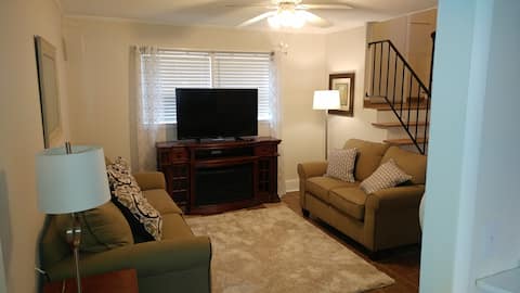 Top performing Airbnb: Hickory Hideaway in Hickory