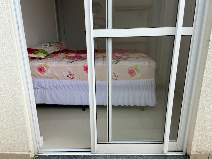 ห้องนอนพร้อมห้องน้ำ