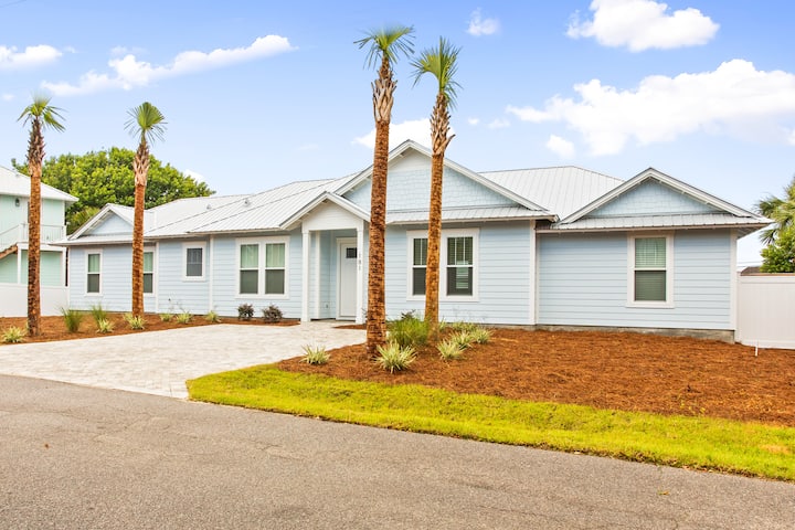 New 4b/3b Home W Pool 5 Mins Walk From Miramar Bch In Pcb - Panama City Beach, FL