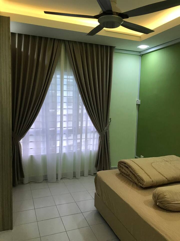 غرفة 4 مع مكيف هواء