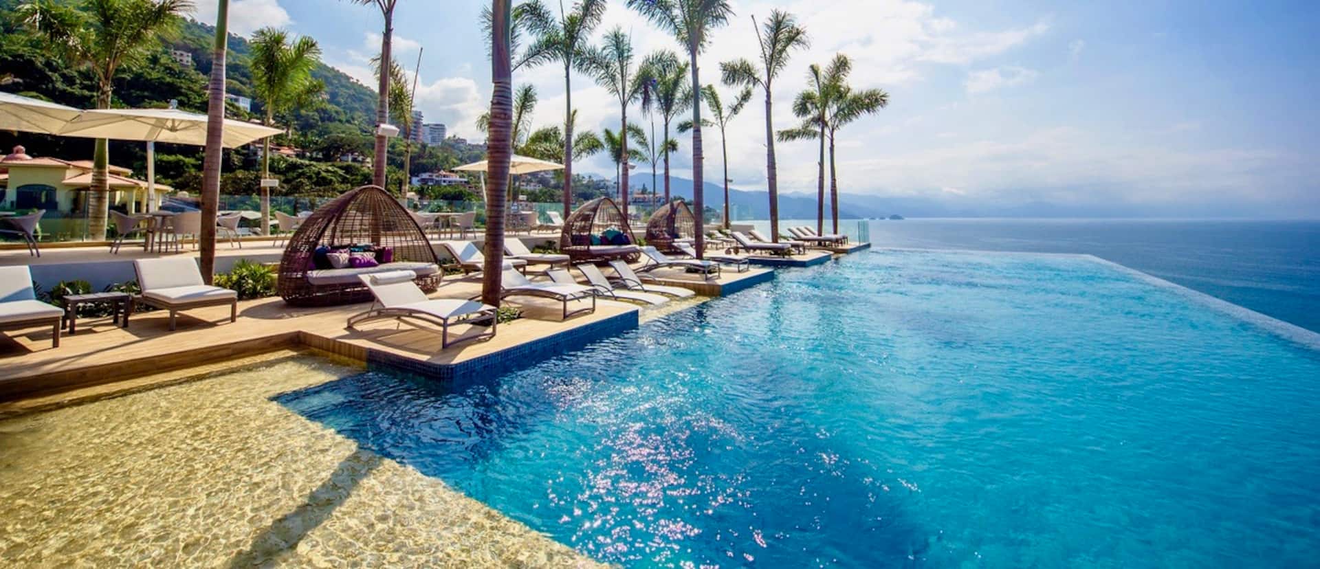 Sayan Beach 9F, Simply the Best! Look no further!