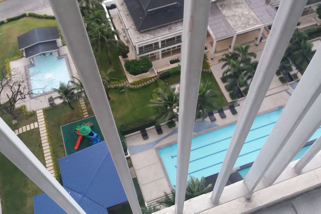 Facing amenities
