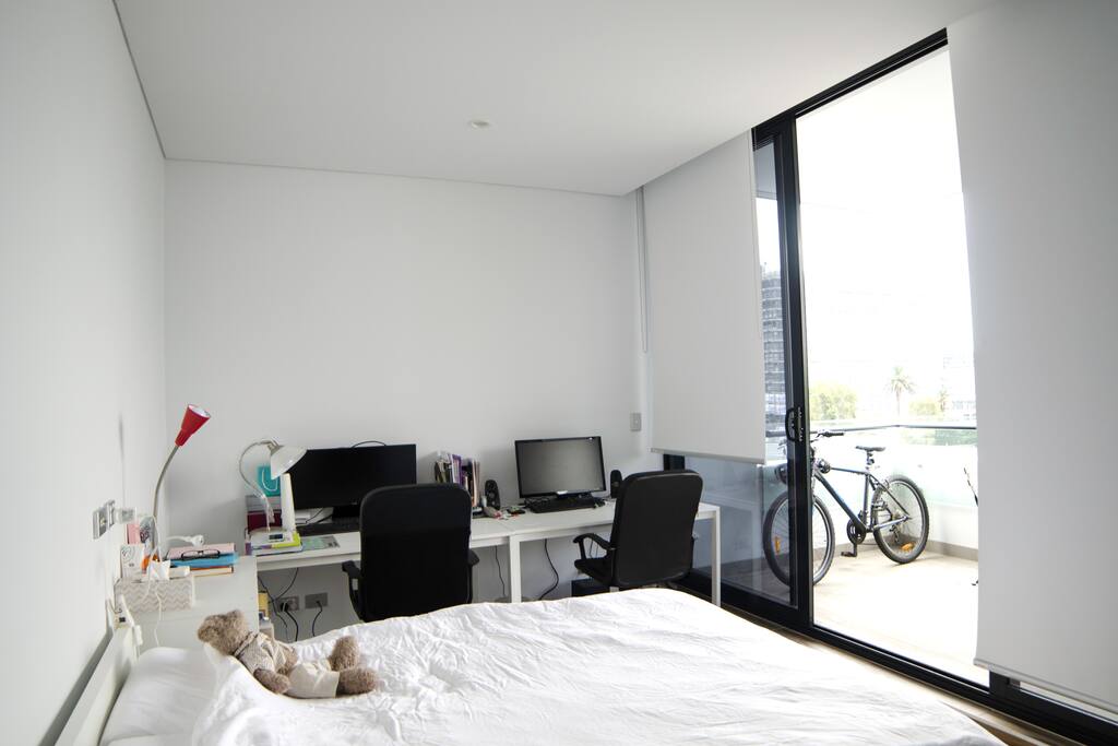 The Working Space and the Balcony