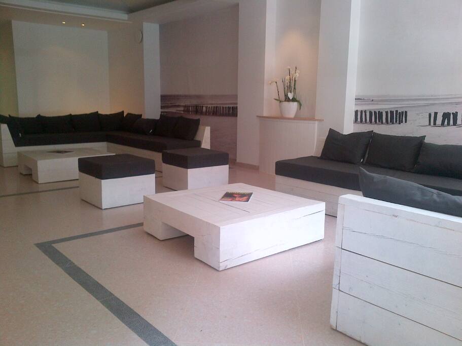 De inkomhall / receptie