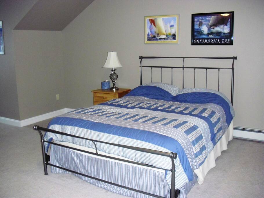 2nd bedroom