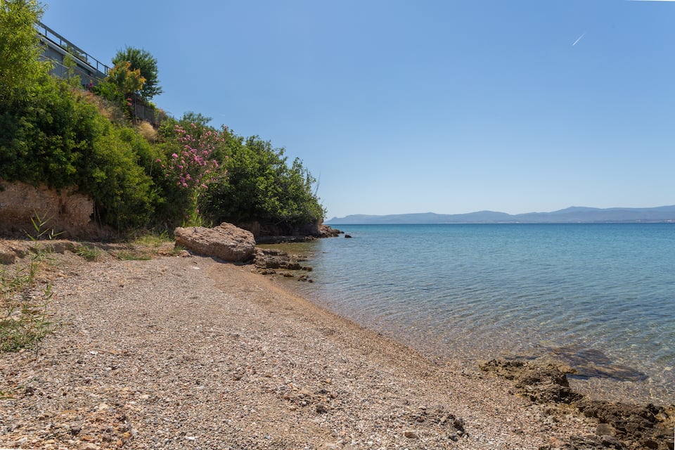 A seafront house on the Gulf of Evia, Vasiliko, Greece, photo 2 of 10