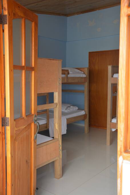 Confortable habitación con aire acondicionado