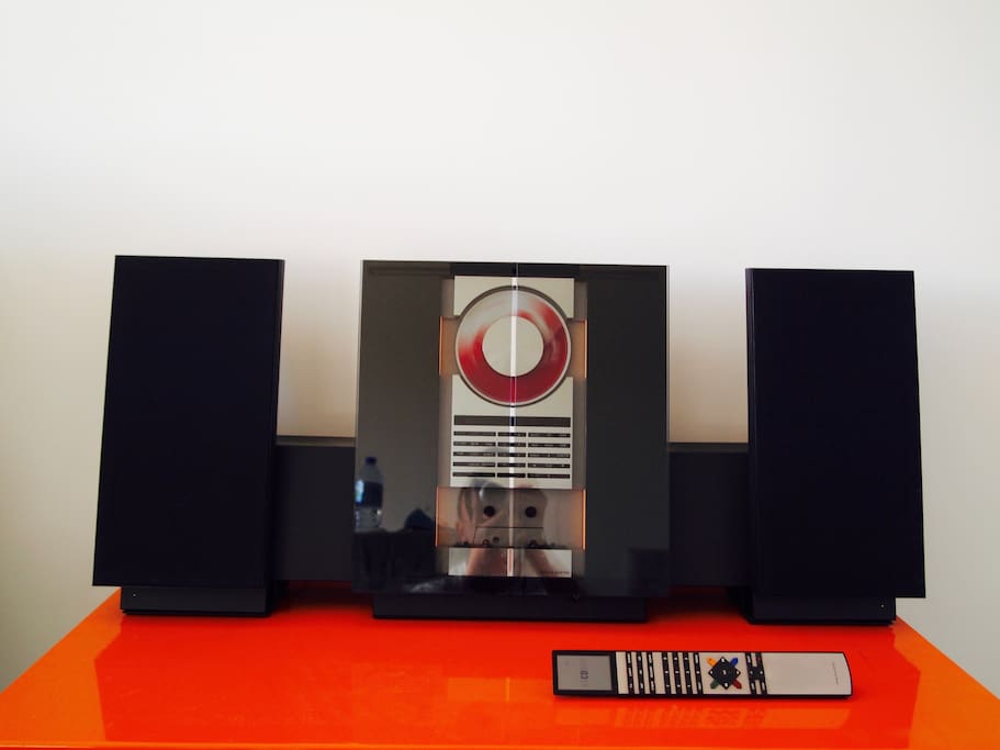 Chaîne Bang & Olufsen - apporter vos CD et (re)décrouvrez-les // Bang & Olufsen stereo - bring and (re)- discover your CD's