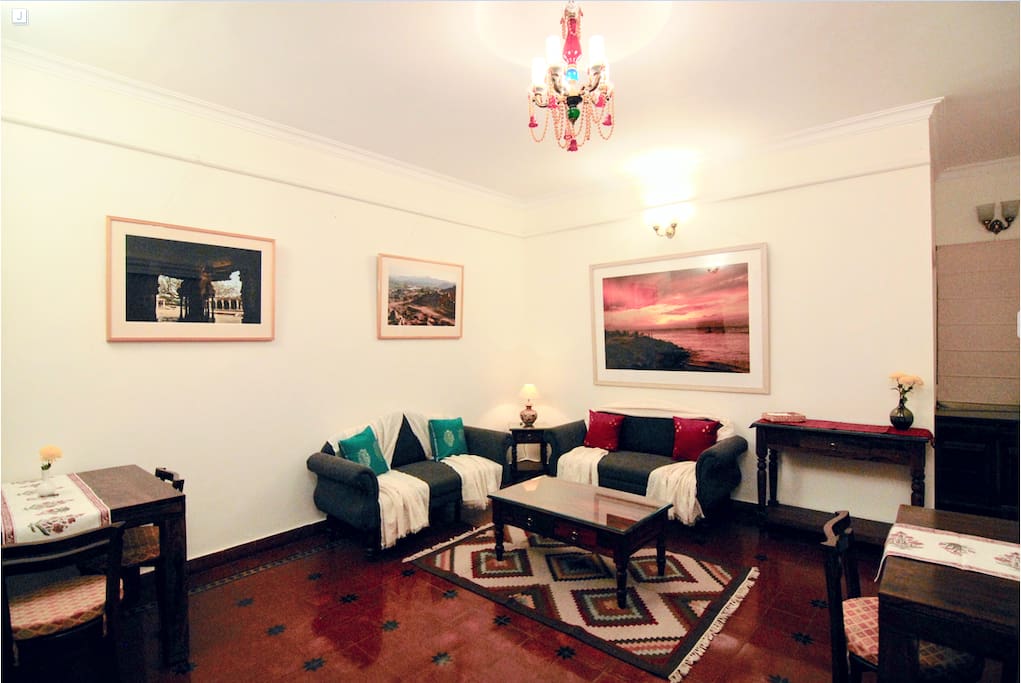 The Lounge