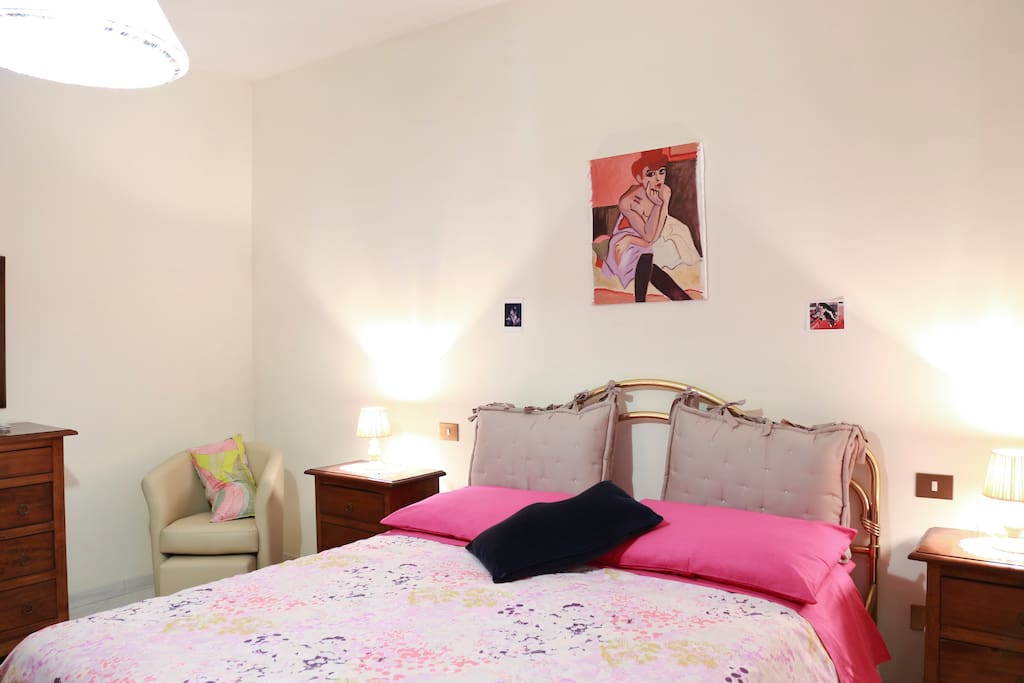 bedroom with my painting (reproduction of Andrè Derein- Femme in chemise)