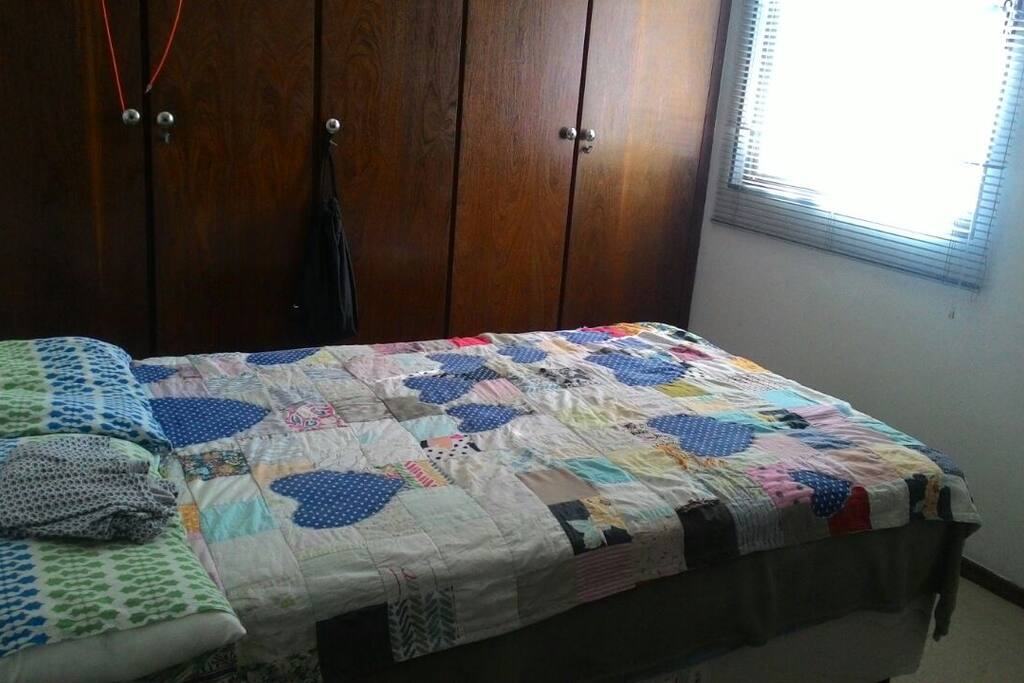 medium size bed