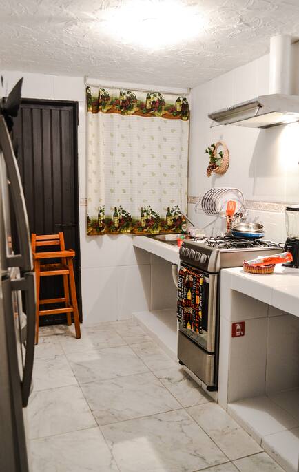 Cocina completamente equipada