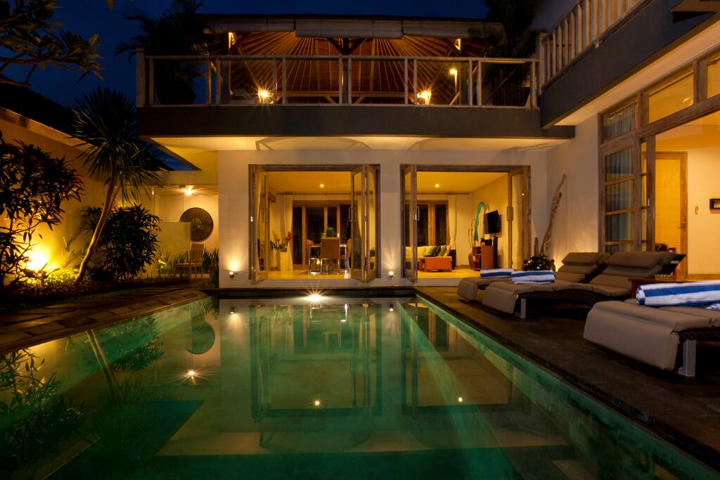 Private pool