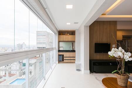 Santos International