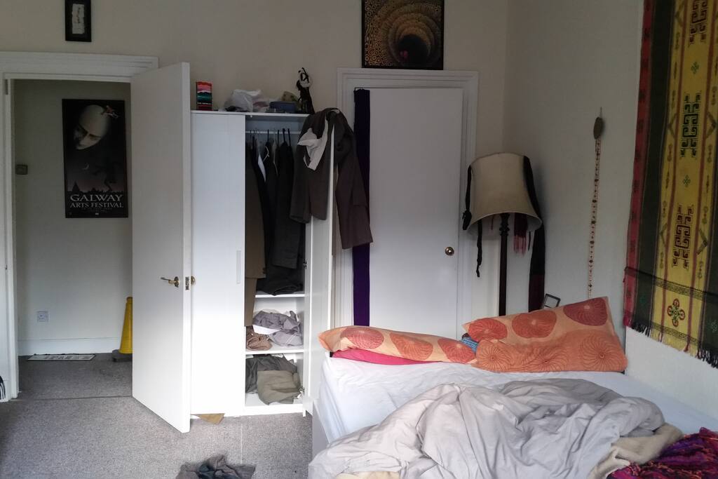 All the clutter will be gone before you arrive.
