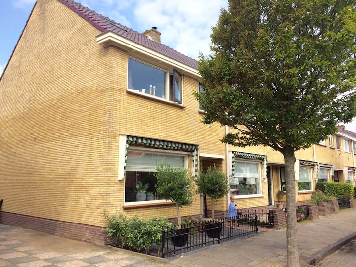 Gezellige Woning Dichtbij Zee - 바세나르